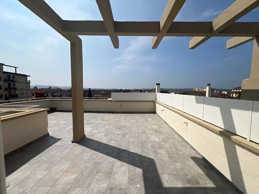 Immagine 1 di Mansarda in affitto  a Empoli