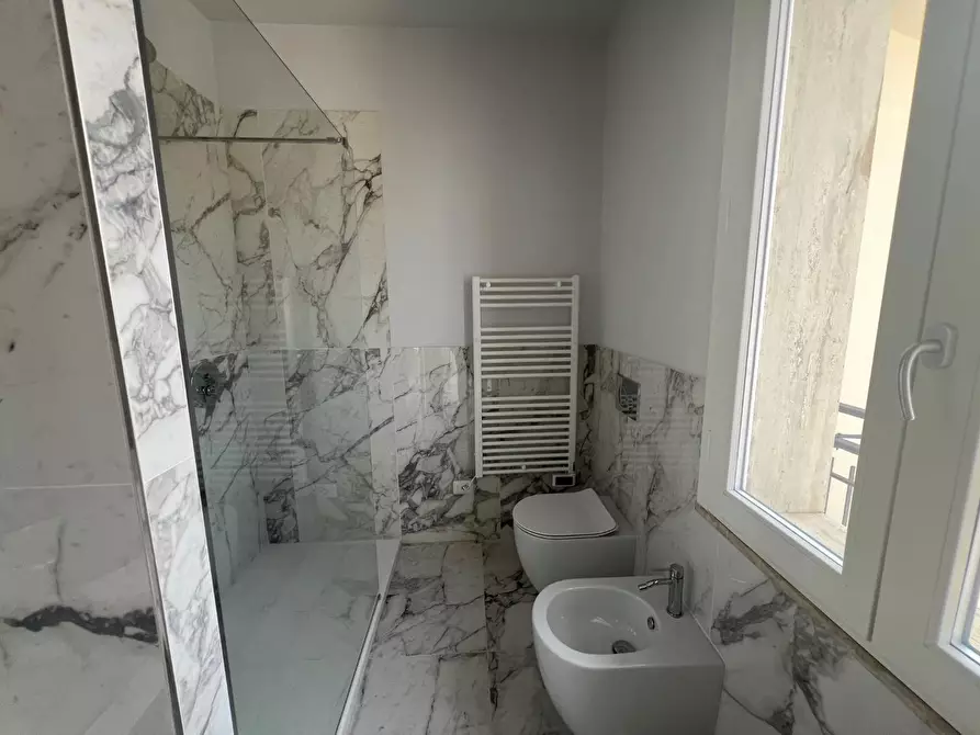 Immagine 14 di Mansarda in affitto  a Empoli