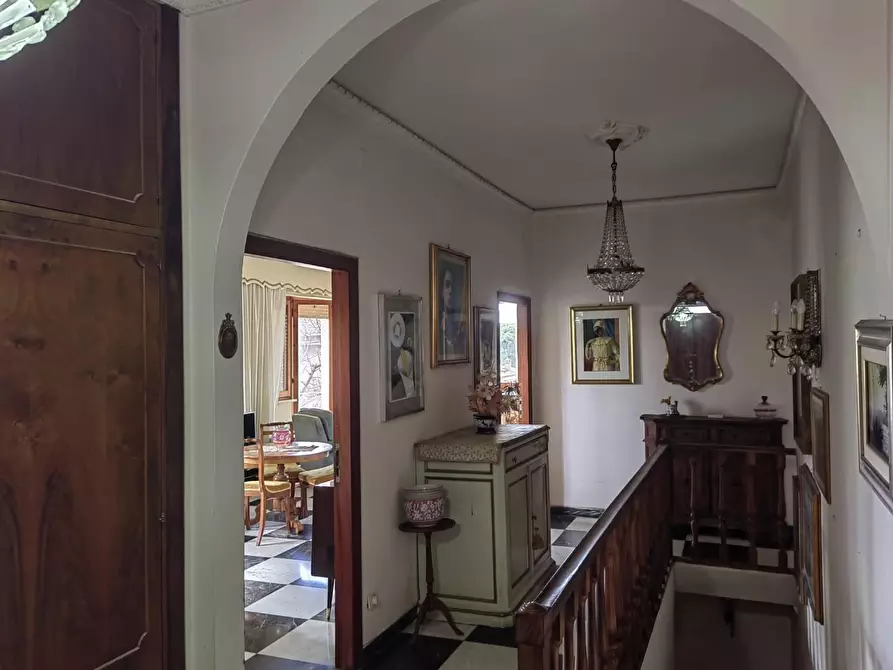 Immagine 6 di Appartamento in vendita  a Siena