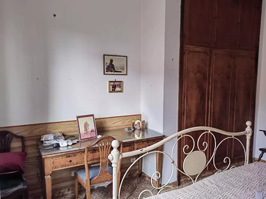 Immagine 34 di Appartamento in vendita  a Siena