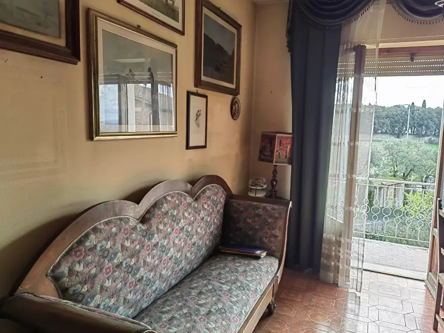 Immagine 47 di Appartamento in vendita  a Siena