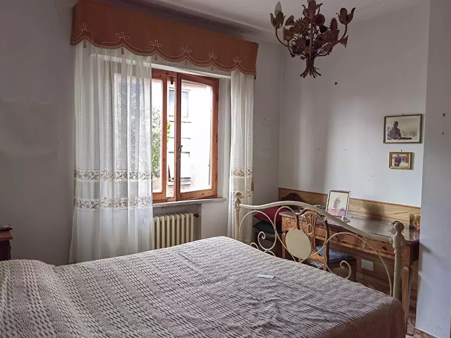 Immagine 30 di Appartamento in vendita  a Siena