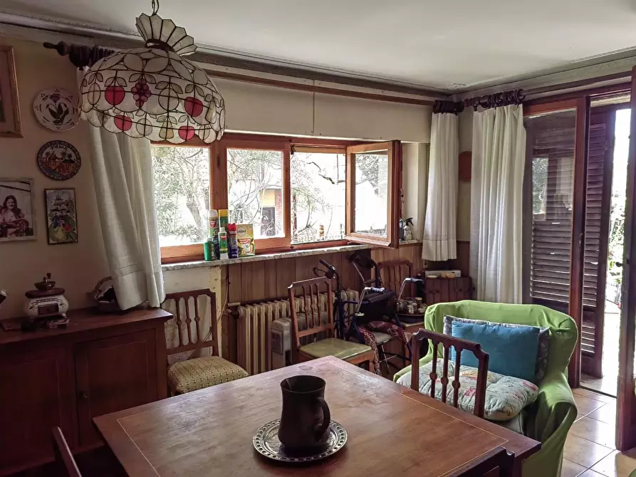 Immagine 15 di Appartamento in vendita  a Siena