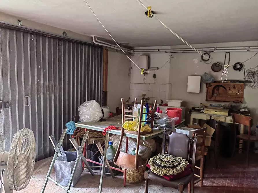 Immagine 44 di Appartamento in vendita  a Siena