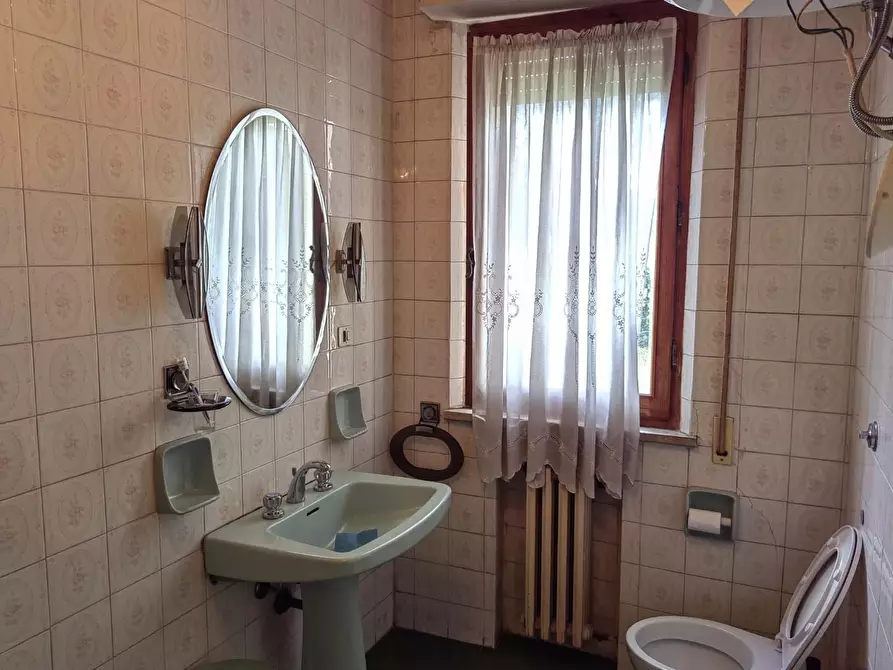 Immagine 33 di Appartamento in vendita  a Siena