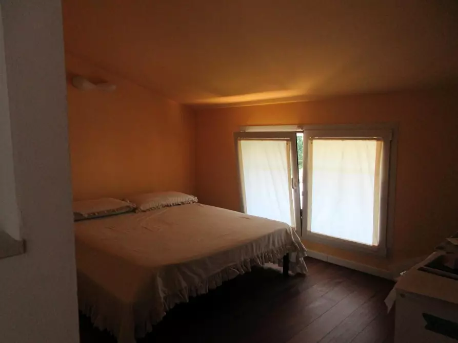 Immagine 18 di Villa in vendita  a Capraia E Limite