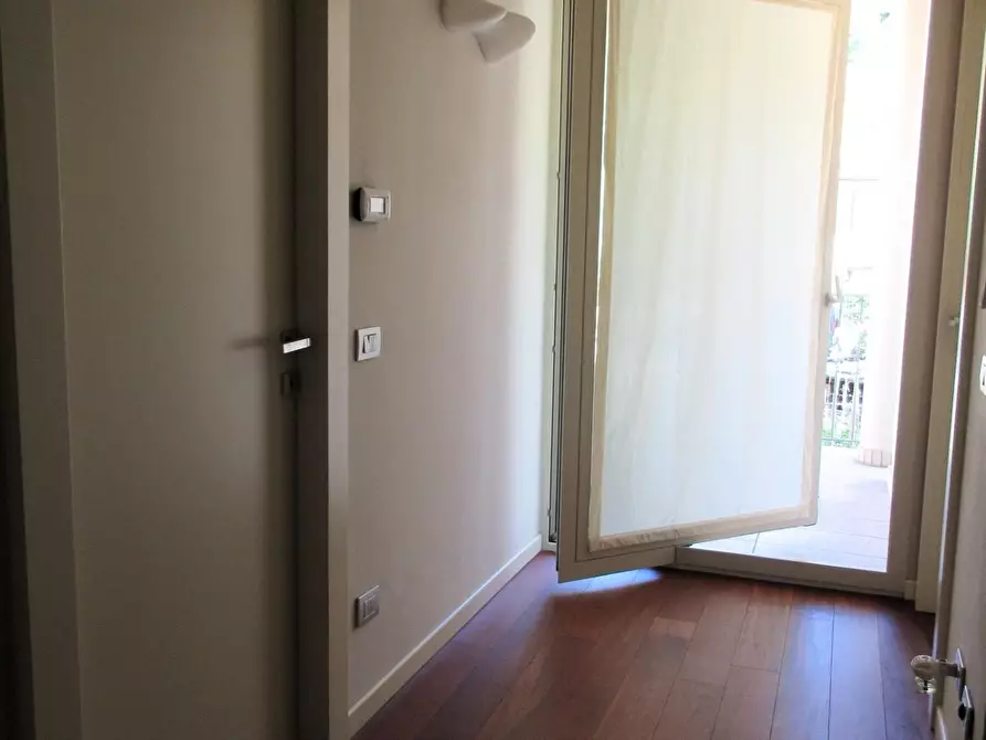 Immagine 12 di Villa in vendita  a Capraia E Limite