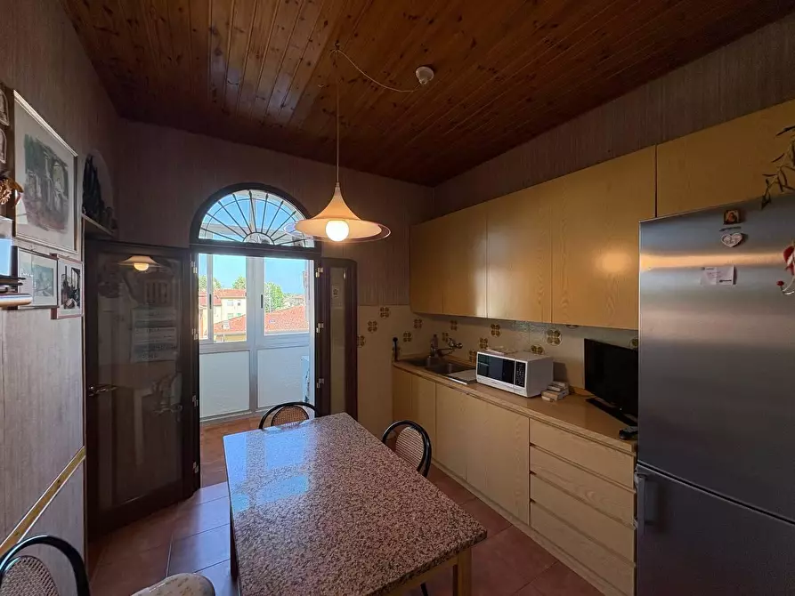 Immagine 10 di Appartamento in vendita  a Cascina