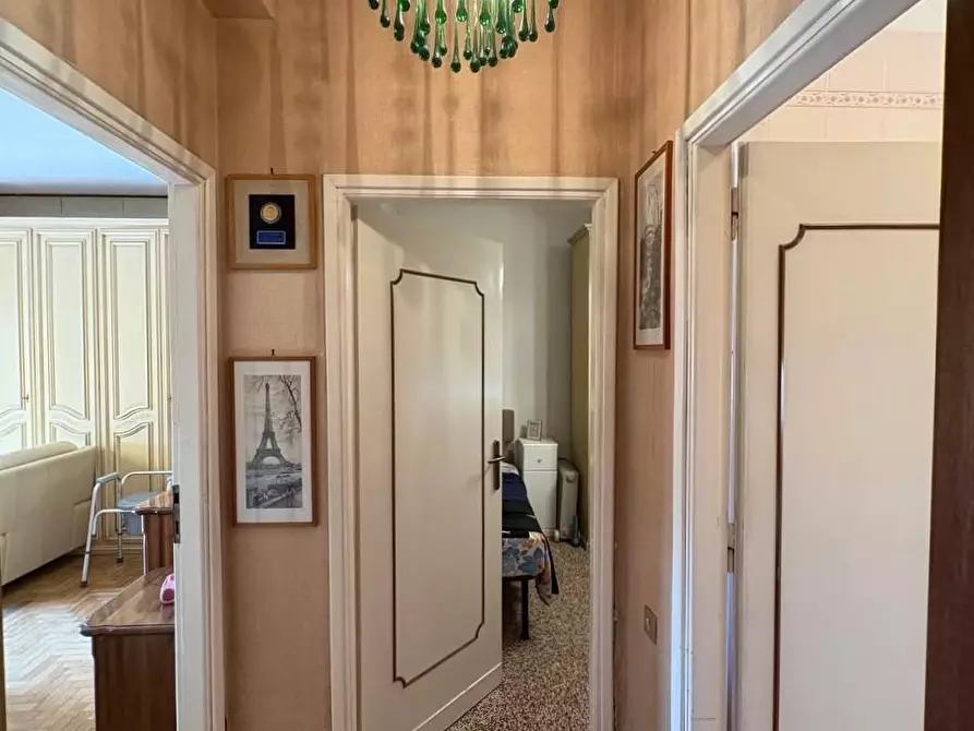 Immagine 11 di Appartamento in vendita  a Cascina