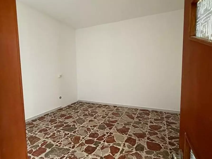 Immagine 21 di Appartamento in vendita  a Miggiano