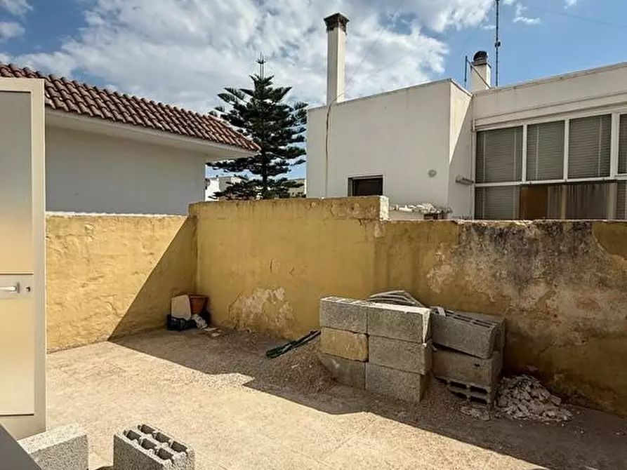 Immagine 17 di Appartamento in vendita  a Miggiano