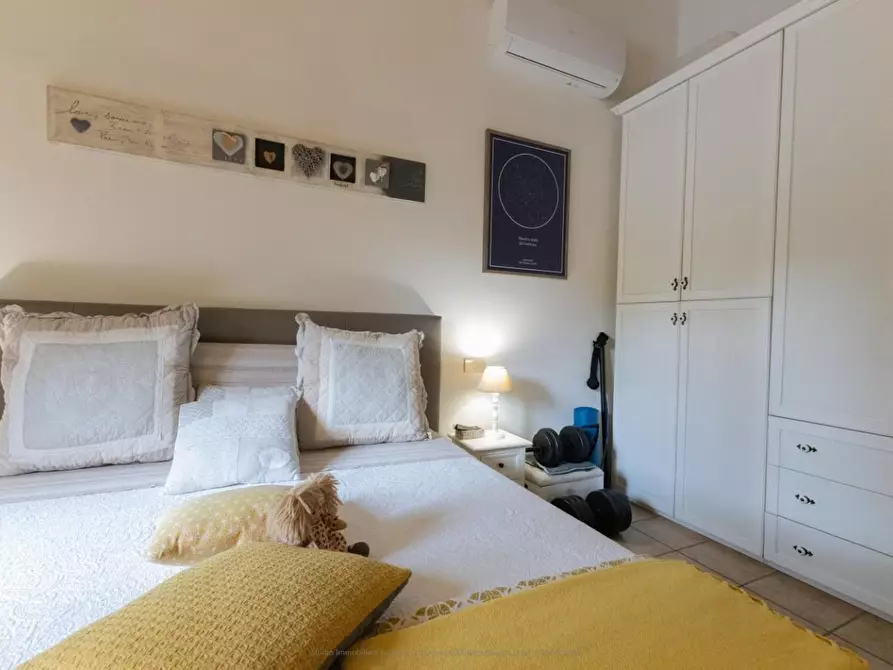 Immagine 51 di Villa in vendita  a Viareggio