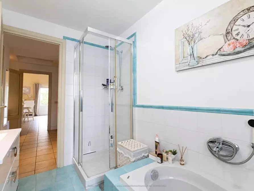 Immagine 75 di Villa in vendita  a Viareggio