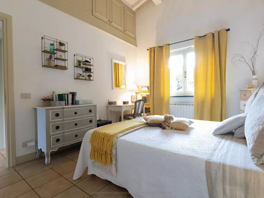 Immagine 58 di Villa in vendita  a Viareggio