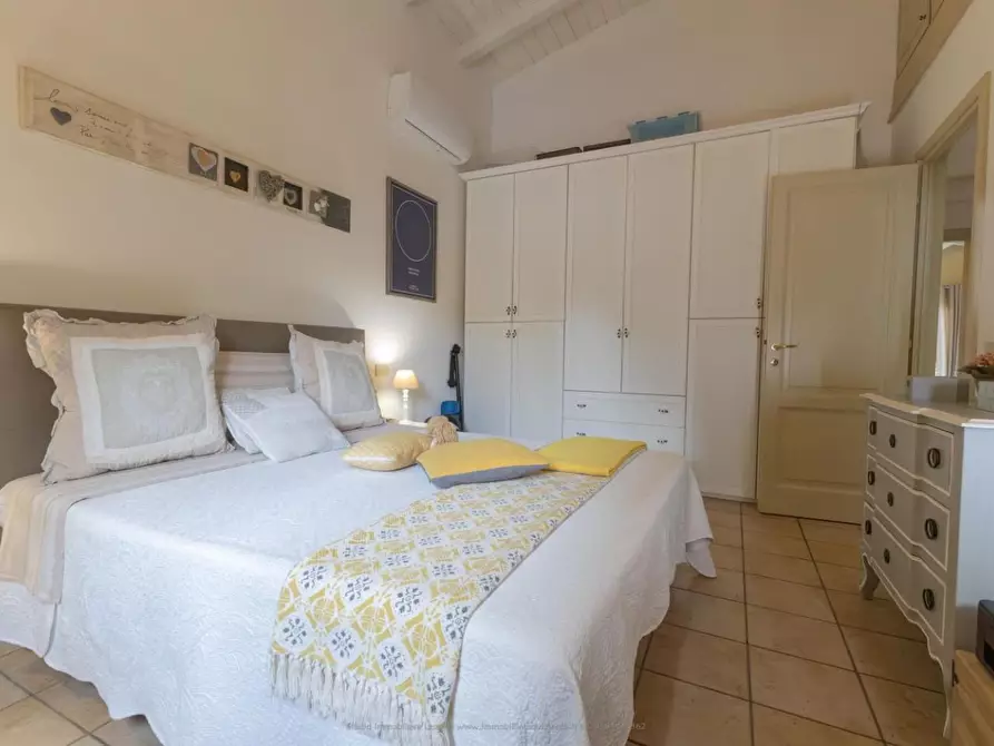 Immagine 55 di Villa in vendita  a Viareggio