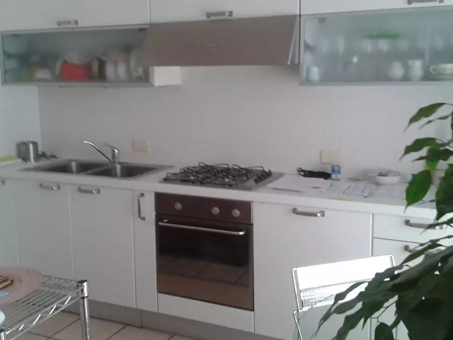 Immagine 5 di Appartamento in vendita  a Massa