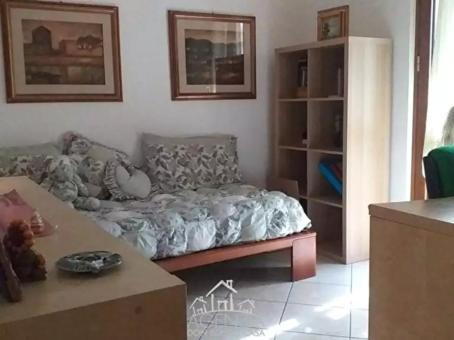 Immagine 13 di Villetta a schiera in vendita  a Viareggio