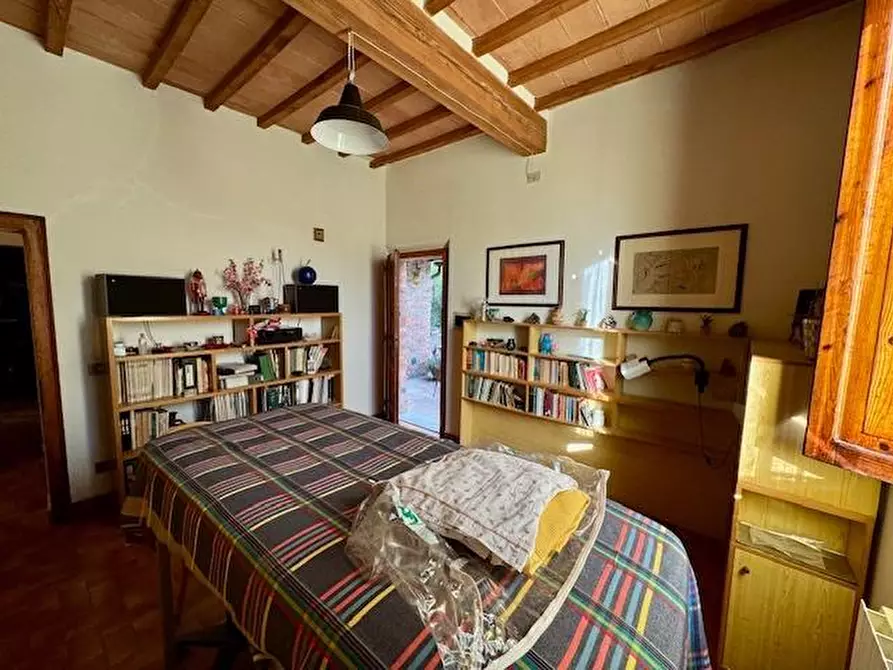 Immagine 6 di Appartamento in vendita  a Siena