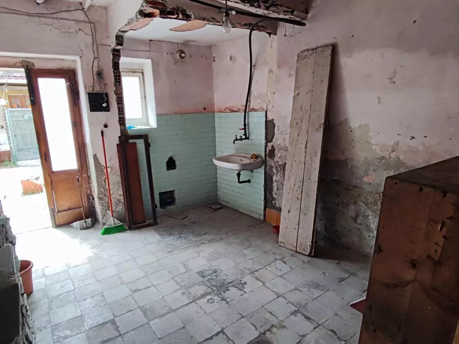 Immagine 10 di Terratetto in vendita  a Montignoso