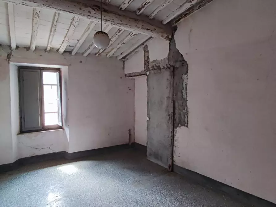 Immagine 5 di Terratetto in vendita  a Montignoso