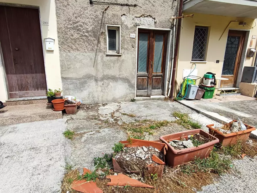 Immagine 3 di Terratetto in vendita  a Montignoso