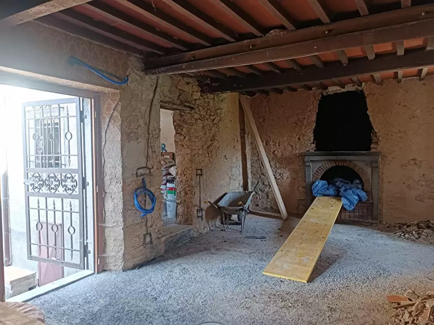 Immagine 11 di Terratetto in vendita  a Bagni Di Lucca