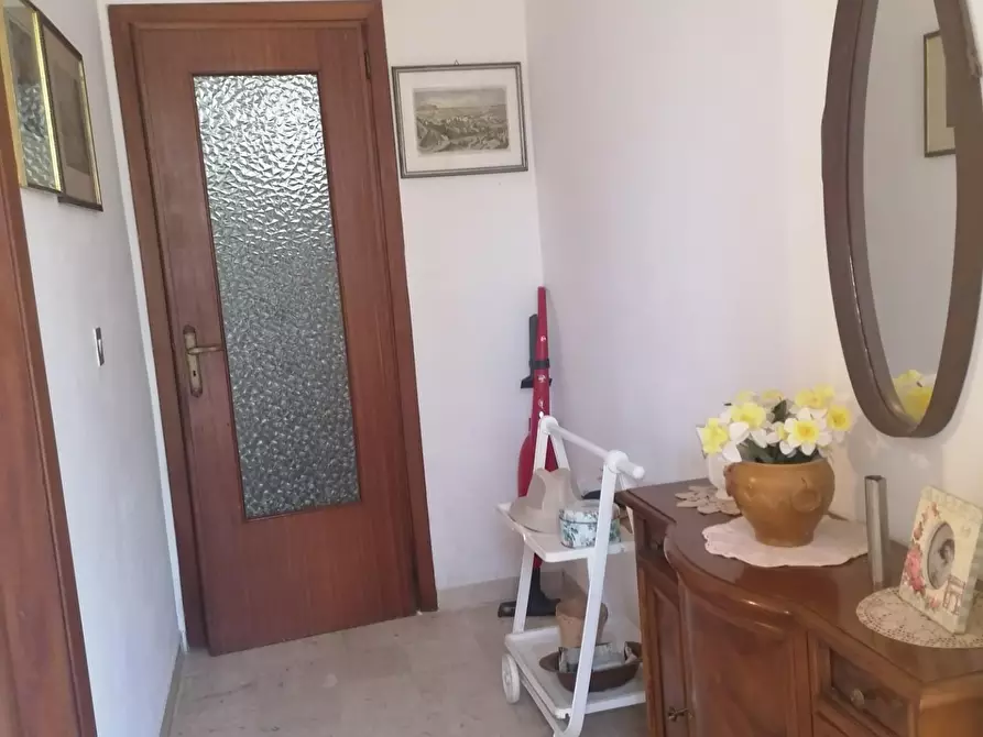 Immagine 8 di Appartamento in vendita  a Castelnuovo Magra