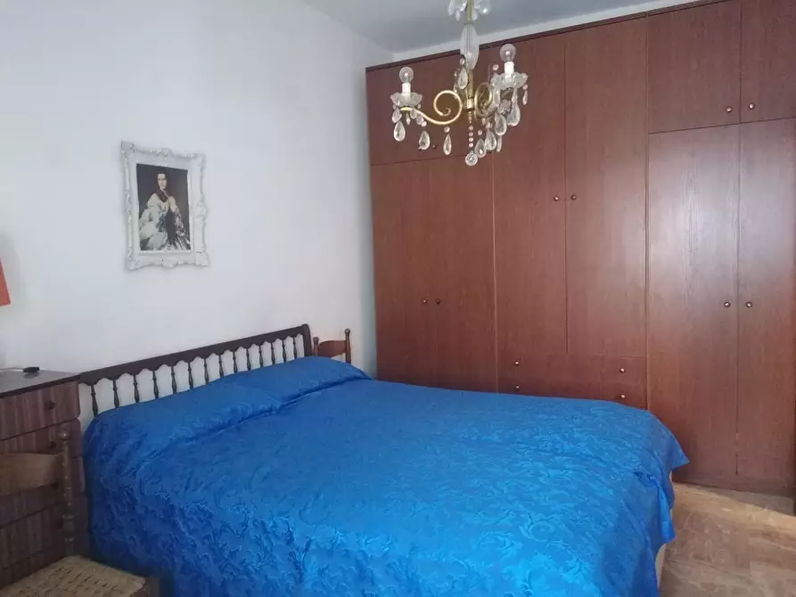 Immagine 15 di Appartamento in vendita  a Castelnuovo Magra