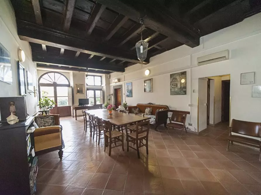 Immagine 37 di Villa in vendita  a Milano