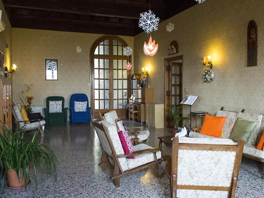 Immagine 34 di Villa in vendita  a Milano