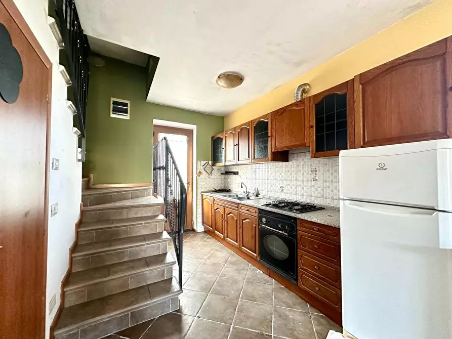 Immagine 4 di Appartamento in vendita  a Lucca