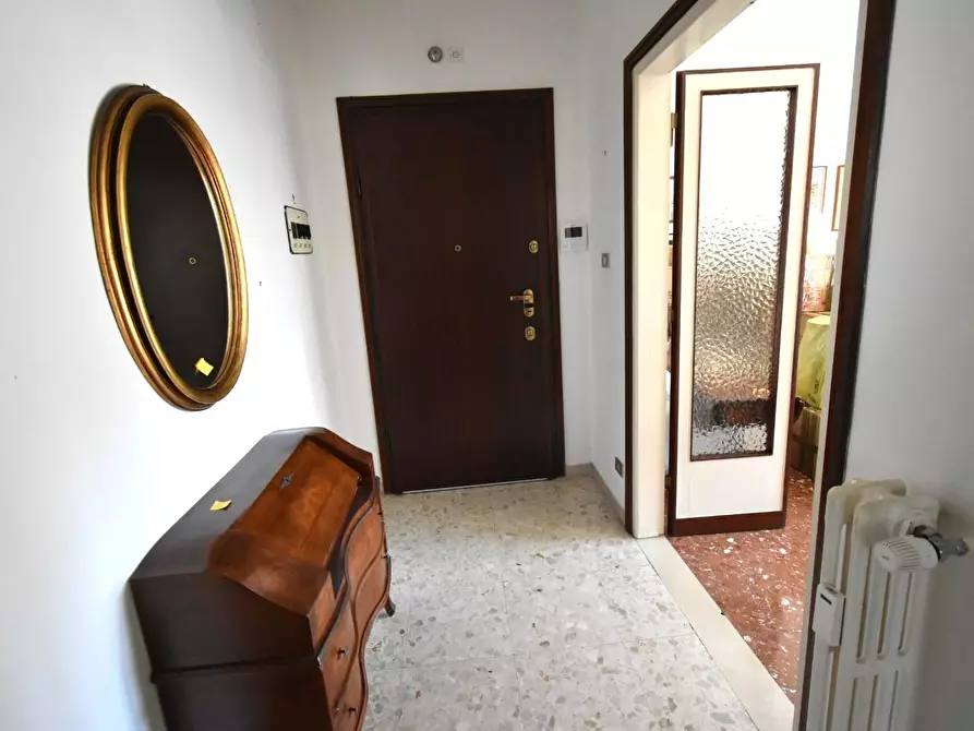 Immagine 6 di Appartamento in vendita  a Pisa