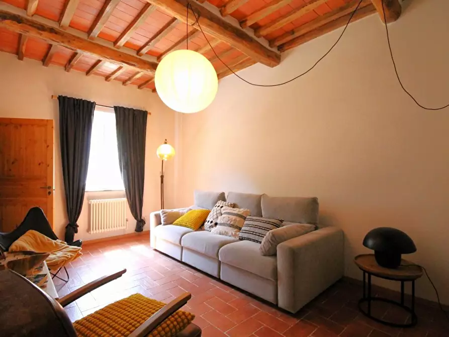 Immagine 15 di Rustico / casale in vendita  a Capannori