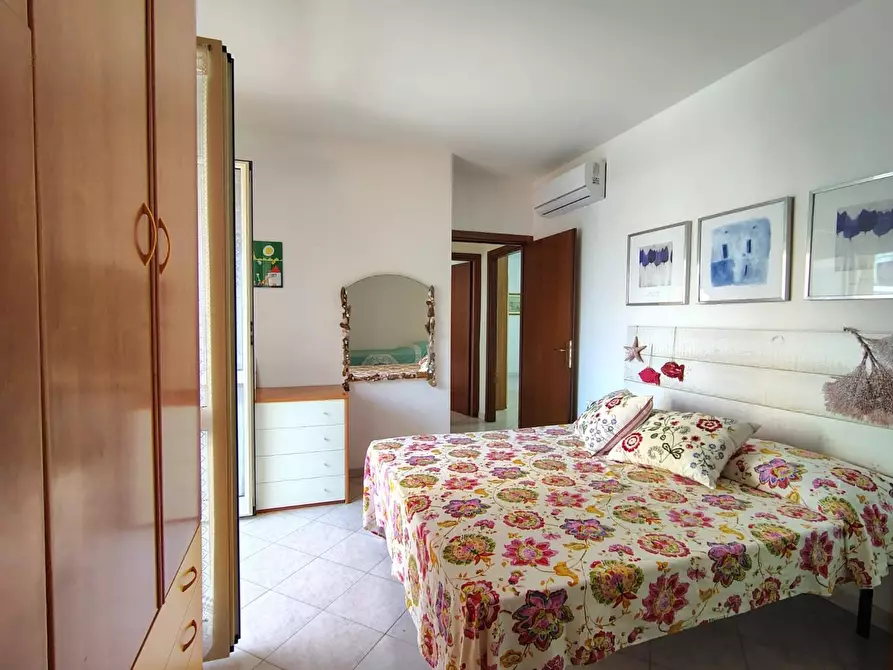 Immagine 11 di Appartamento in vendita  a Rosignano Marittimo