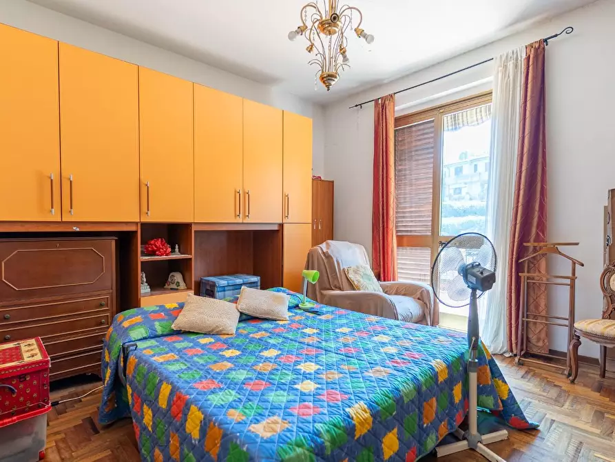 Immagine 28 di Villetta a schiera in vendita  a Lastra A Signa