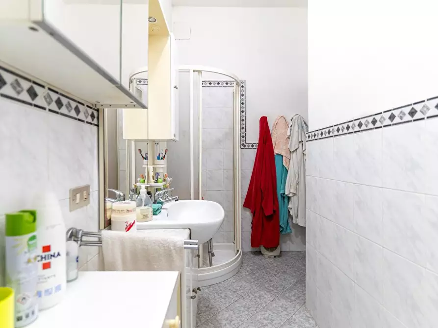 Immagine 32 di Villetta a schiera in vendita  a Lastra A Signa