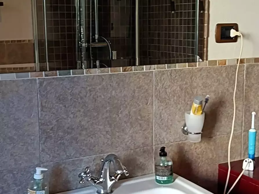 Immagine 71 di Casa indipendente in vendita  a Cascina