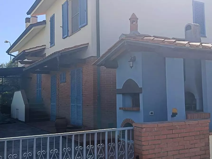 Immagine 11 di Casa indipendente in vendita  a Cascina