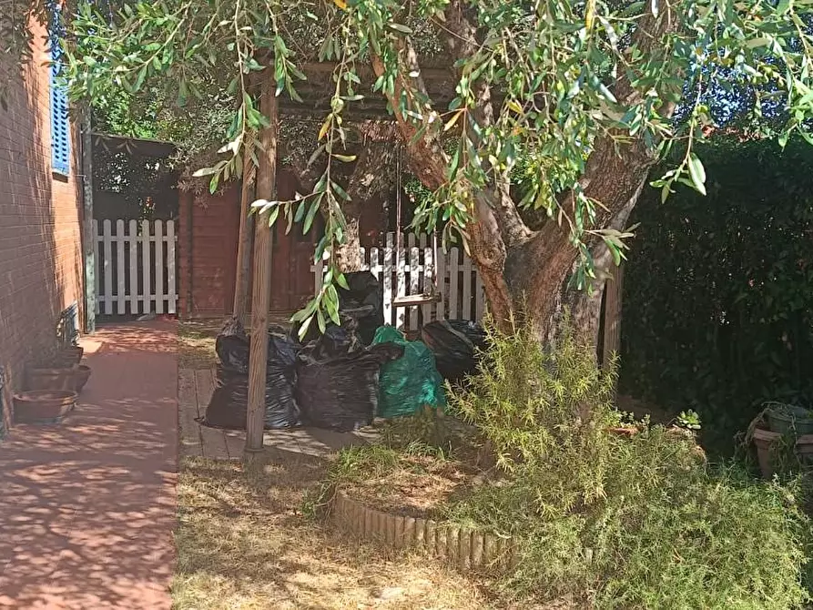 Immagine 20 di Casa indipendente in vendita  a Cascina