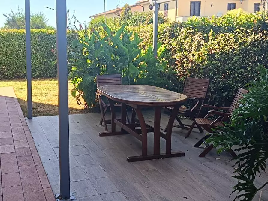 Immagine 16 di Casa indipendente in vendita  a Cascina