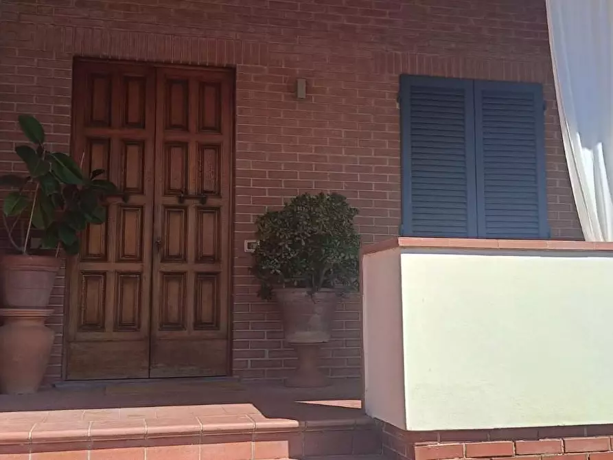 Immagine 3 di Casa indipendente in vendita  a Cascina