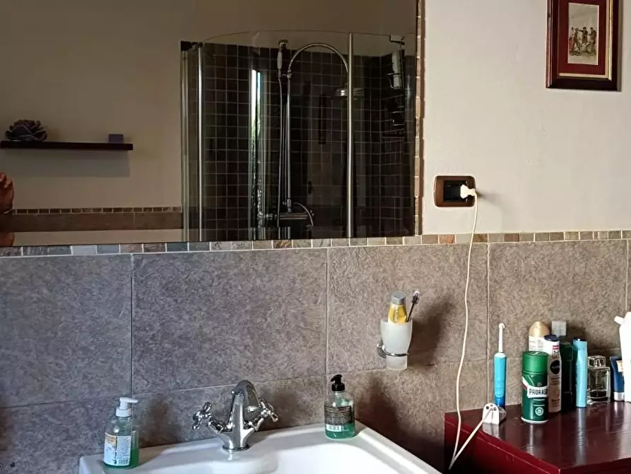 Immagine 65 di Casa indipendente in vendita  a Cascina