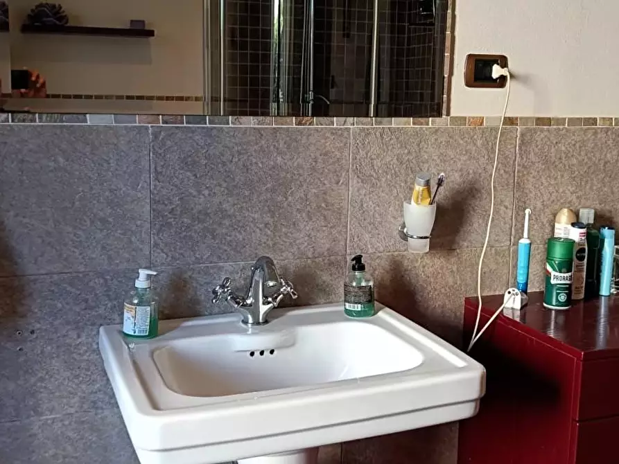 Immagine 66 di Casa indipendente in vendita  a Cascina