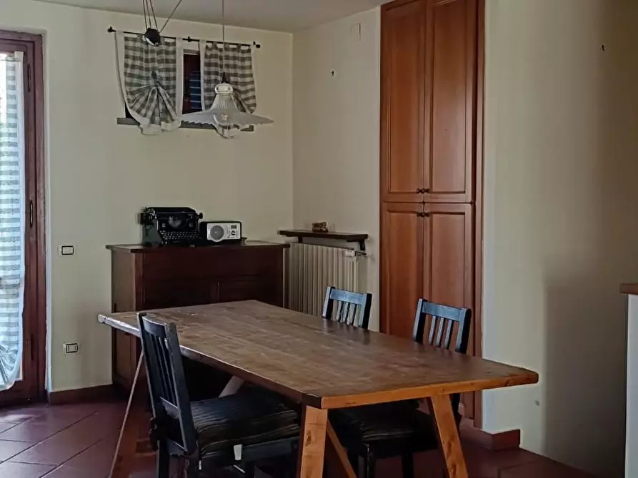 Immagine 85 di Casa indipendente in vendita  a Cascina