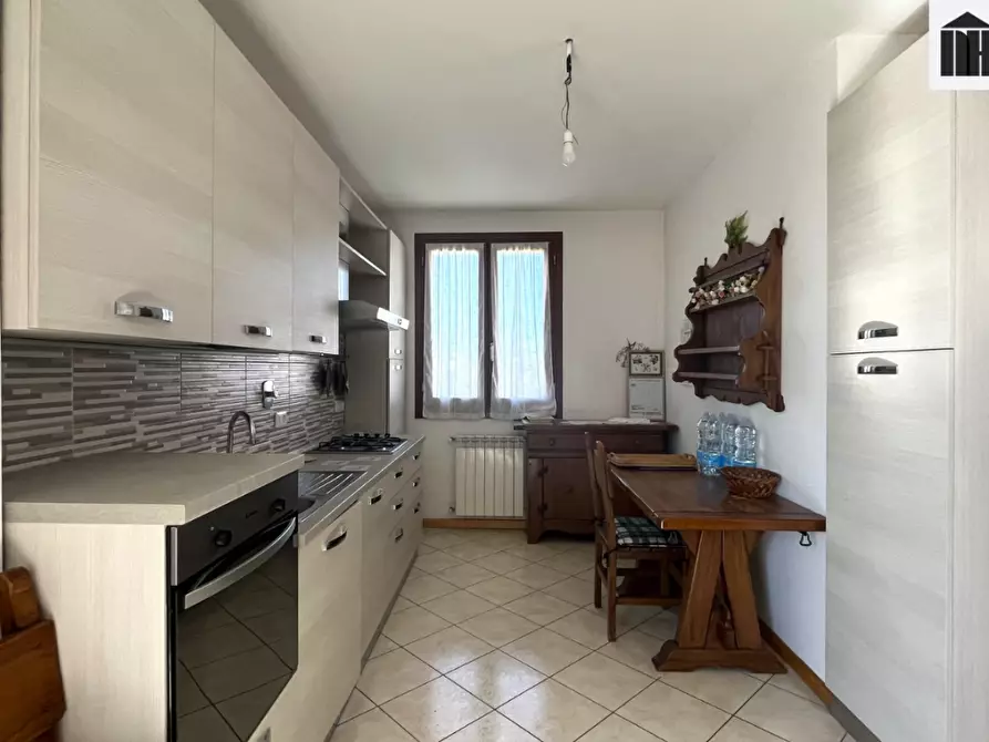 Immagine 7 di Appartamento in vendita  a Santa Croce Sull'arno