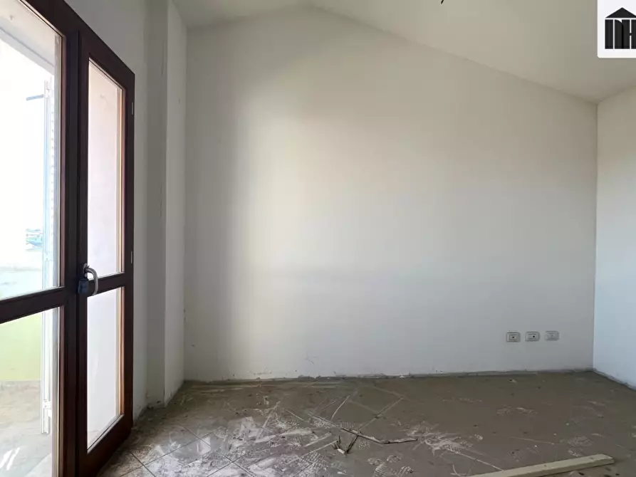 Immagine 15 di Appartamento in vendita  a Santa Croce Sull'arno