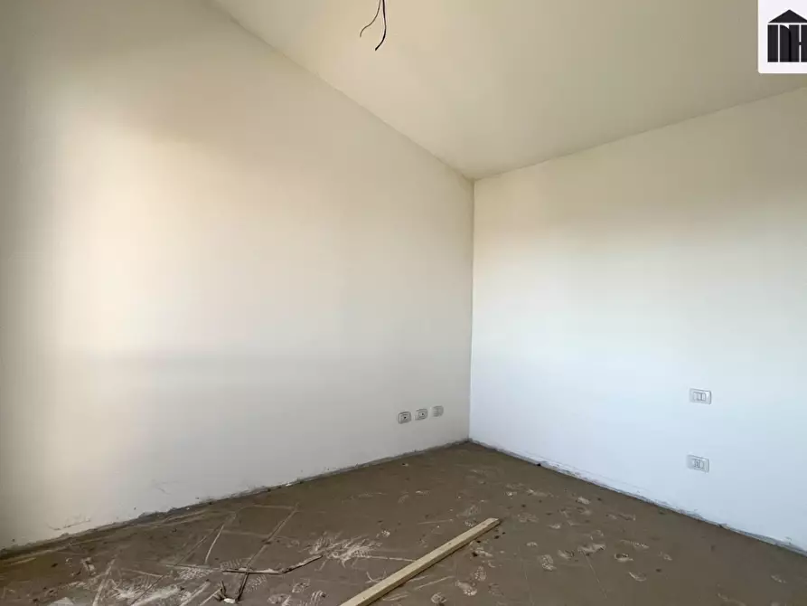 Immagine 18 di Appartamento in vendita  a Santa Croce Sull'arno