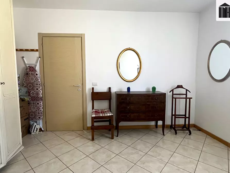 Immagine 13 di Appartamento in vendita  a Santa Croce Sull'arno