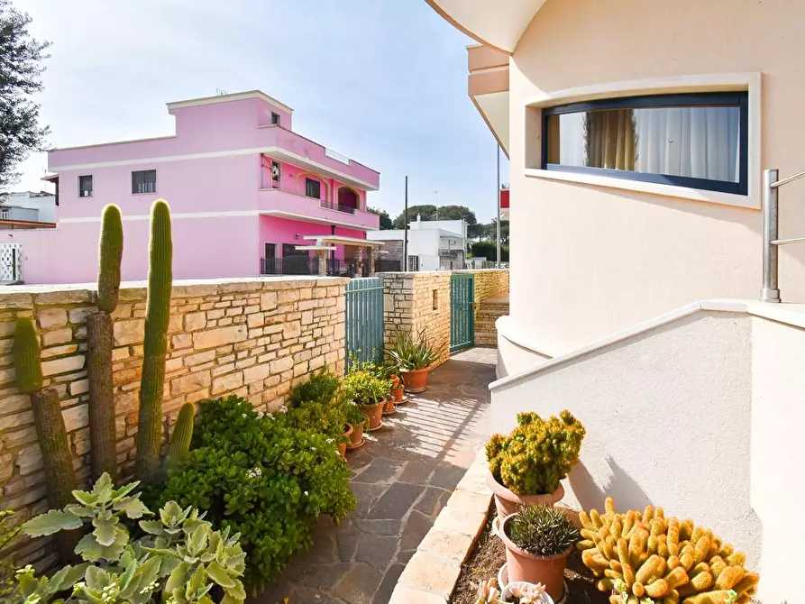 Immagine 73 di Casa indipendente in vendita  a Trepuzzi