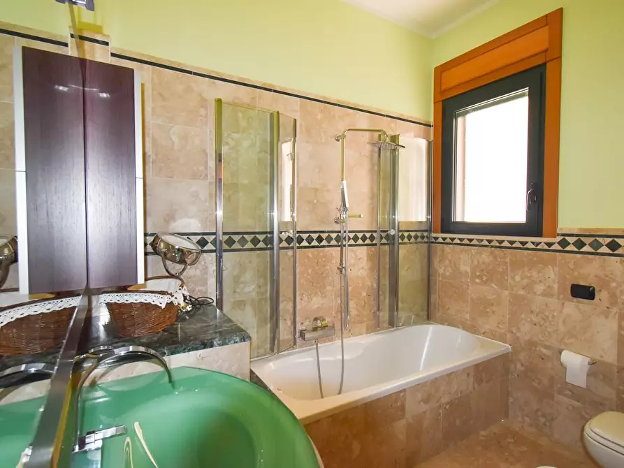 Immagine 38 di Casa indipendente in vendita  a Trepuzzi